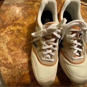 New Balance White and Tan Sneakers